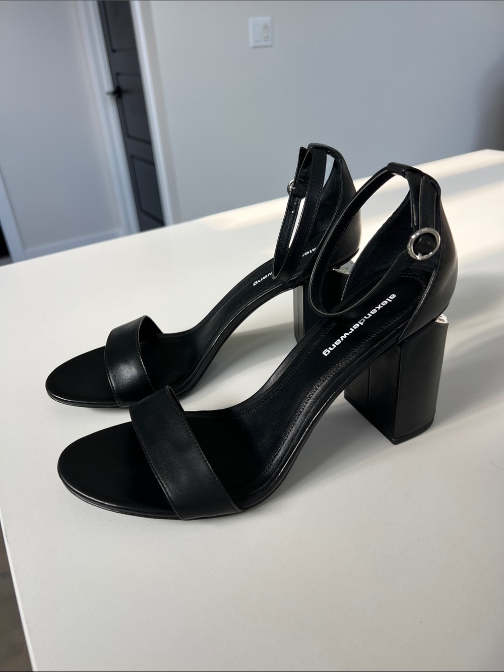 Alexander Wang ankle strap block heels black leather open toe sandals 39